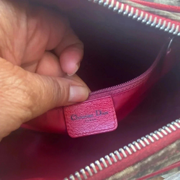 Christian Dior Trotter Monogram Crossbody/ Dior Rasta Bag - Picture 14 of 17